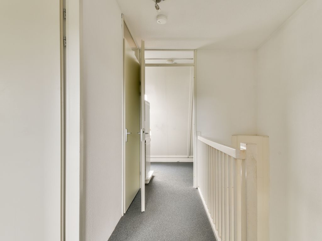 Olijfhout 18, Barendrecht