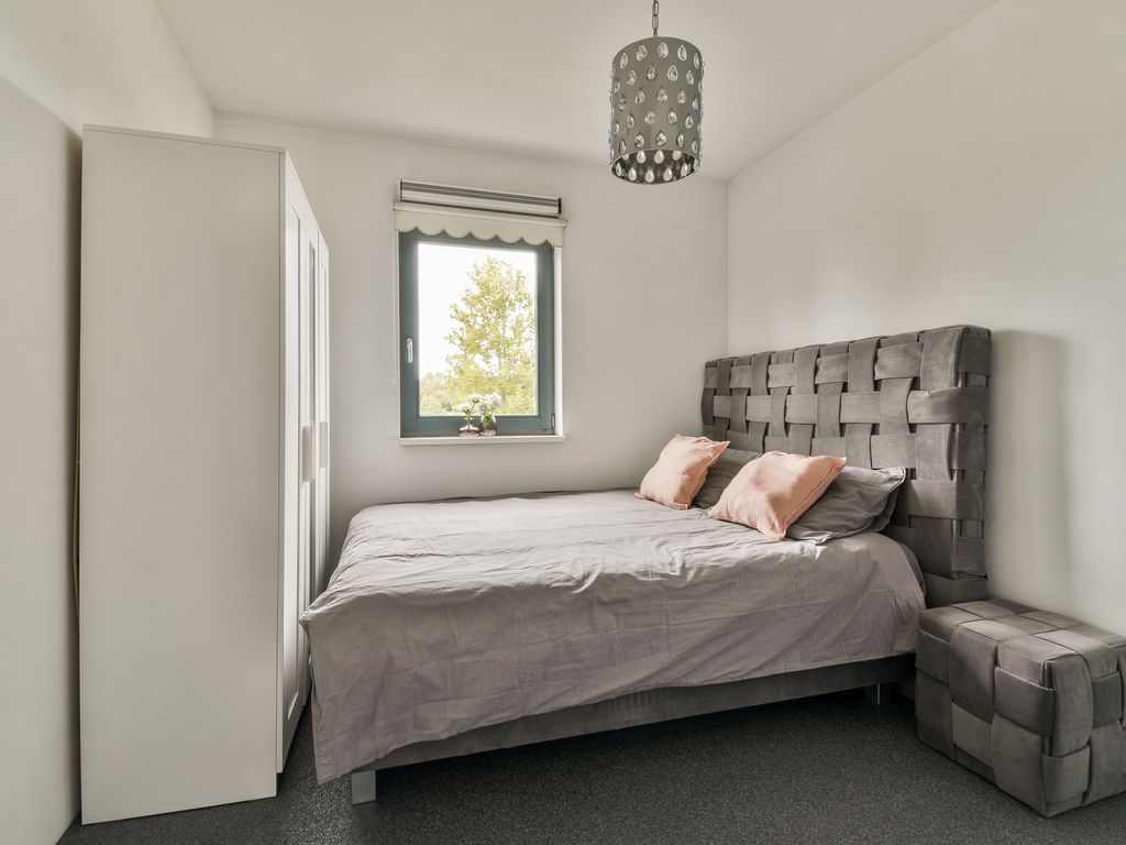 Olijfhout 18, Barendrecht