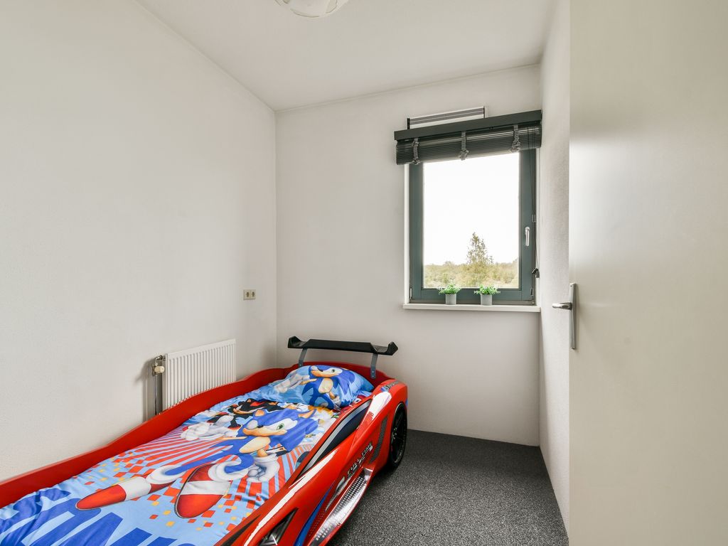 Olijfhout 18, Barendrecht