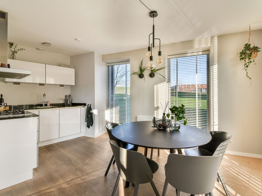 Olijfhout 41, Barendrecht