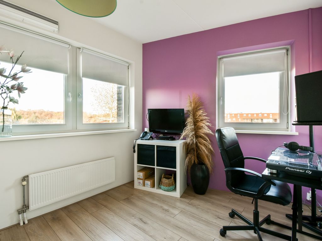 Olijfhout 41, Barendrecht