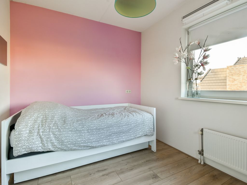 Olijfhout 41, Barendrecht