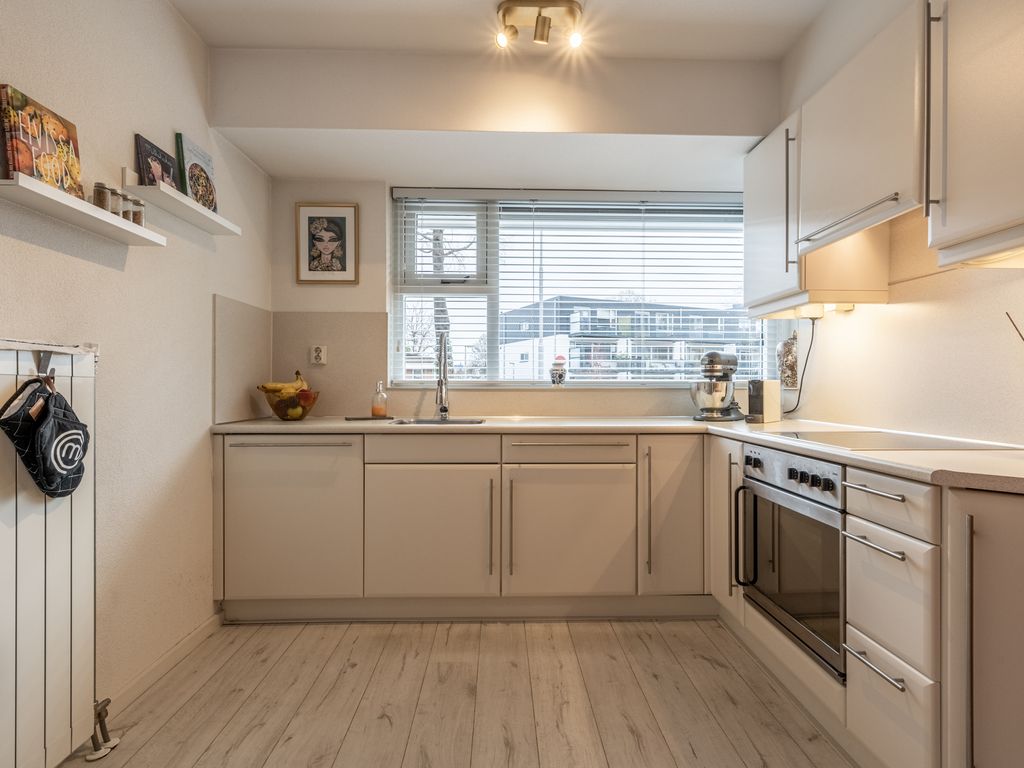 Van Ravesteyndreef 57, Barendrecht