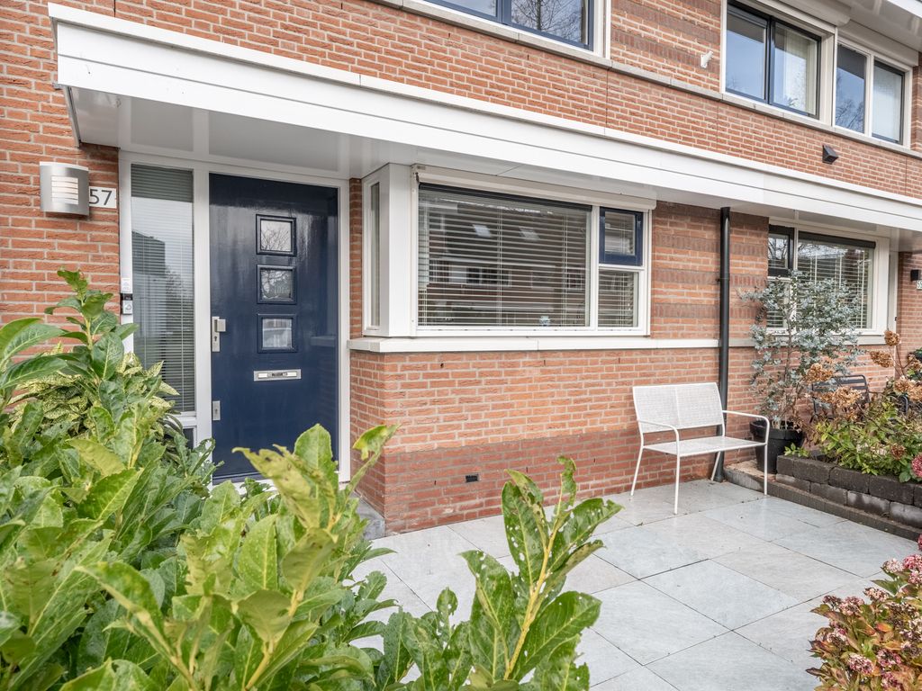 Van Ravesteyndreef 57, Barendrecht