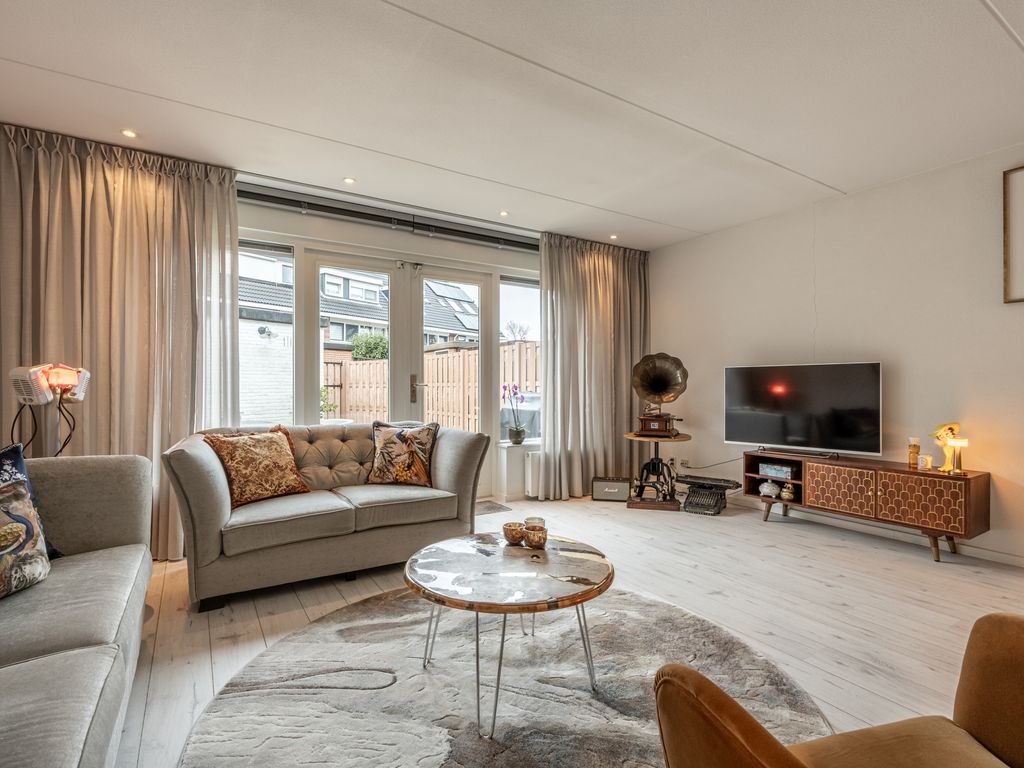 Van Ravesteyndreef 57, Barendrecht