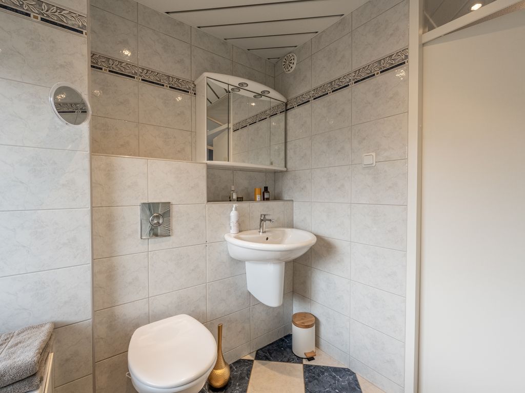 Van Ravesteyndreef 57, Barendrecht