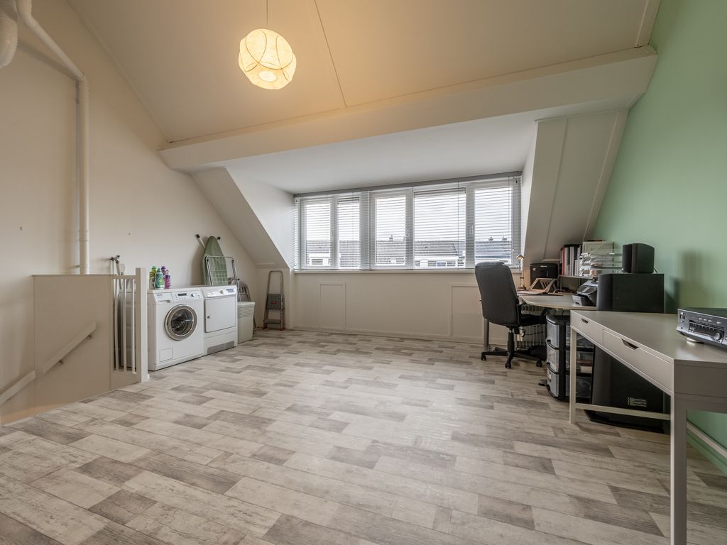 Van Ravesteyndreef 57, Barendrecht