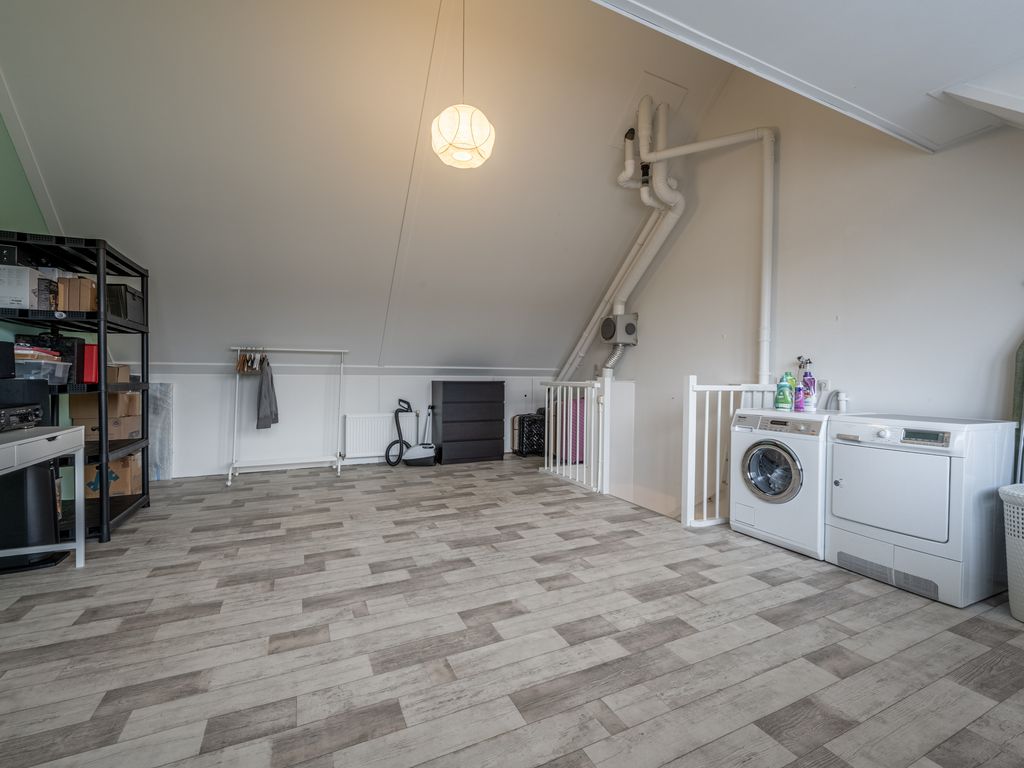 Van Ravesteyndreef 57, Barendrecht