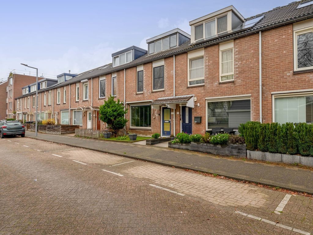 Naardermeer 193, Rotterdam