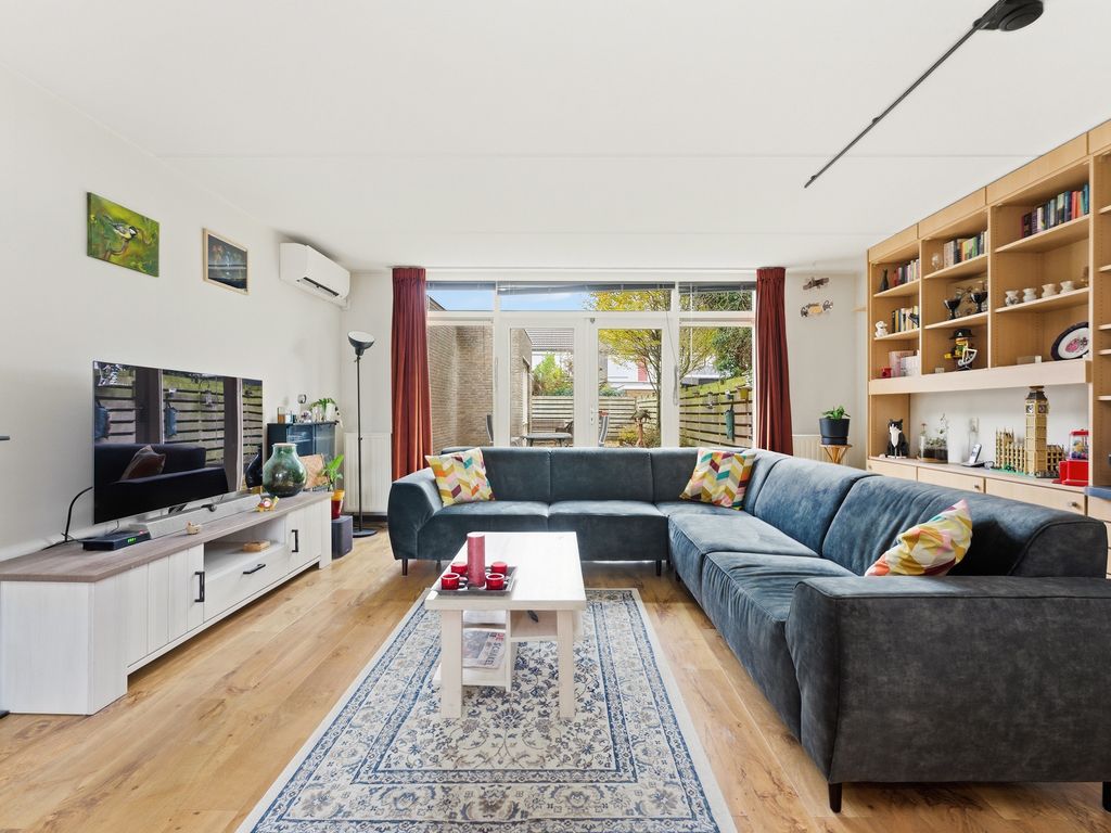 Brahmsstraat 18, Barendrecht