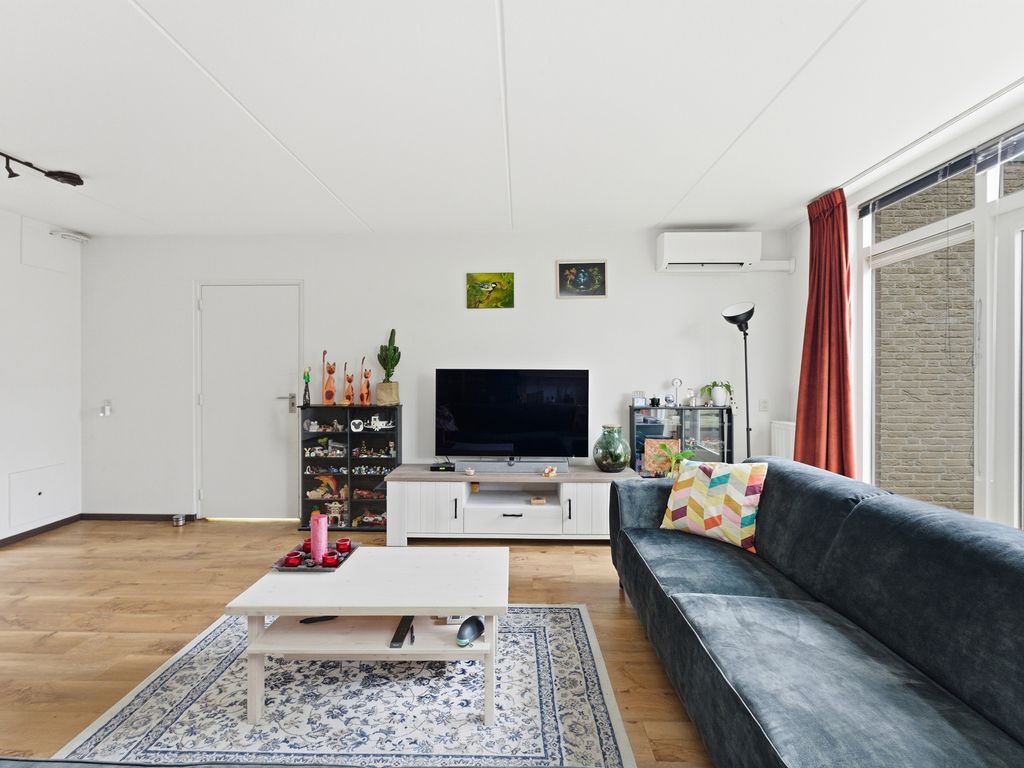 Brahmsstraat 18, Barendrecht