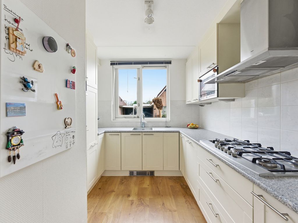 Brahmsstraat 18, Barendrecht