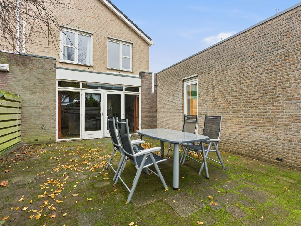 Brahmsstraat 18, Barendrecht