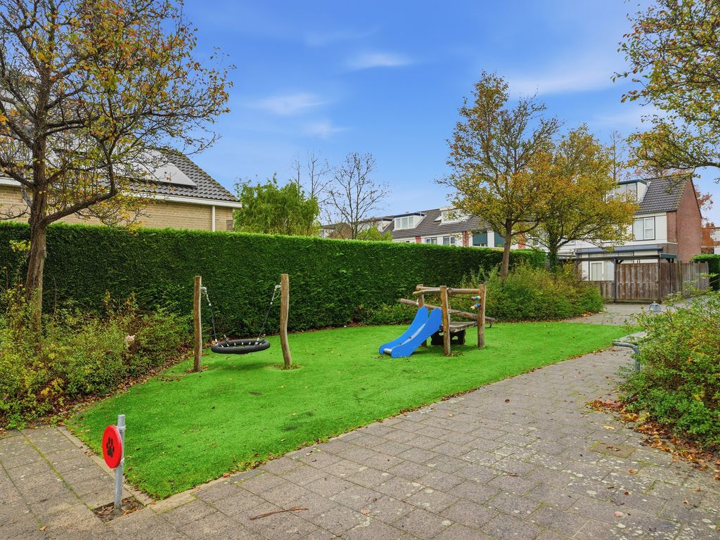 Brahmsstraat 18, Barendrecht