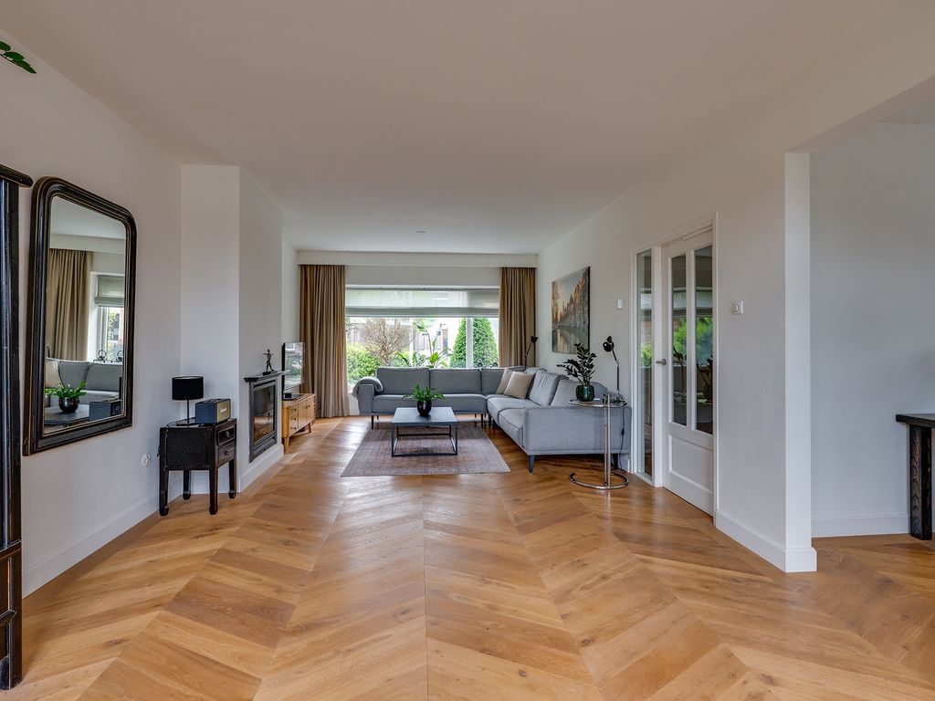 Ghijseland 158, Rhoon