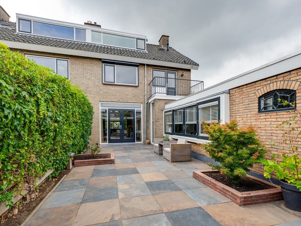 Ghijseland 158, Rhoon