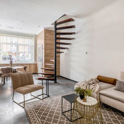 Zwartewaalsestraat 25, Schiedam