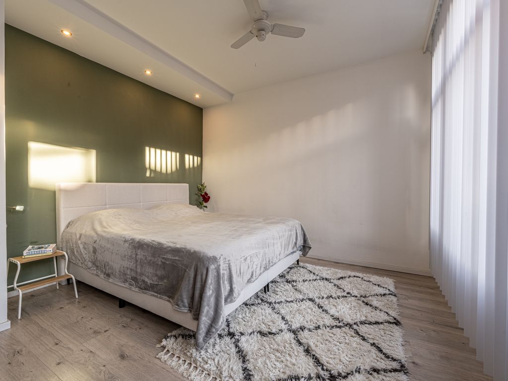 Van Swindenstraat 61, Schiedam