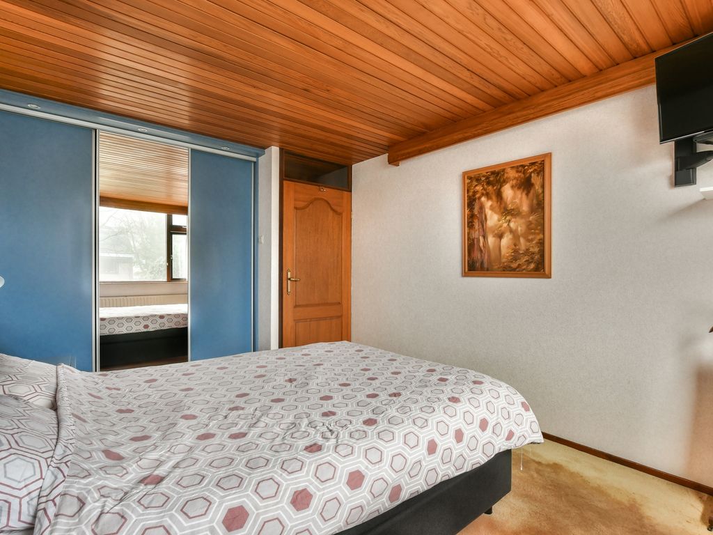 Kempenaar 80, Barendrecht