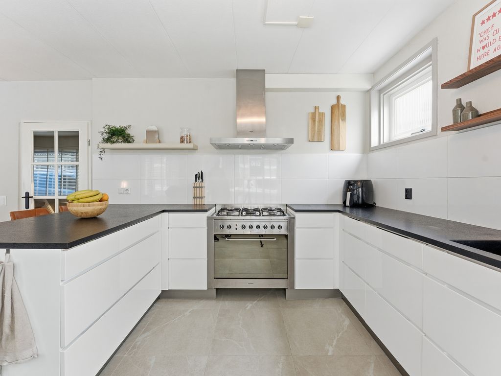 Dorpsstraat 57, Poortugaal