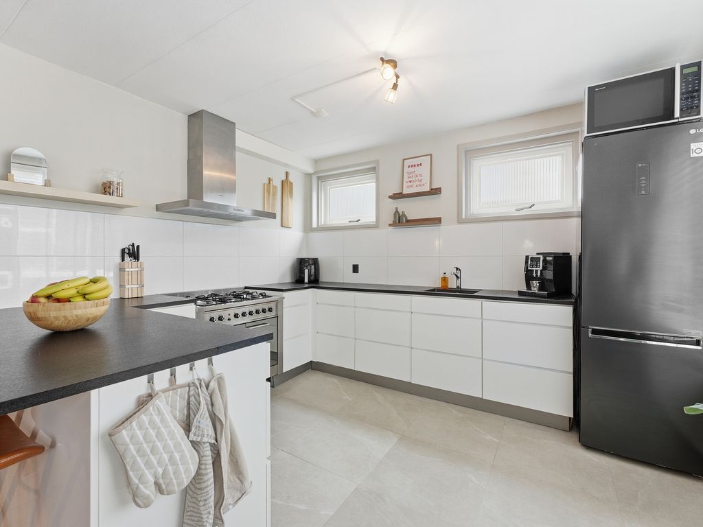 Dorpsstraat 57, Poortugaal