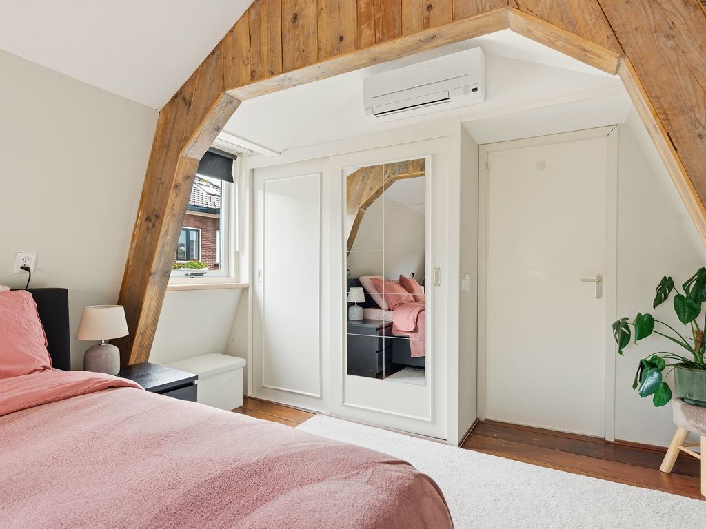 Dorpsstraat 57, Poortugaal