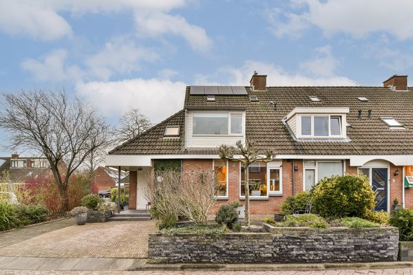 Karveel 1, Barendrecht