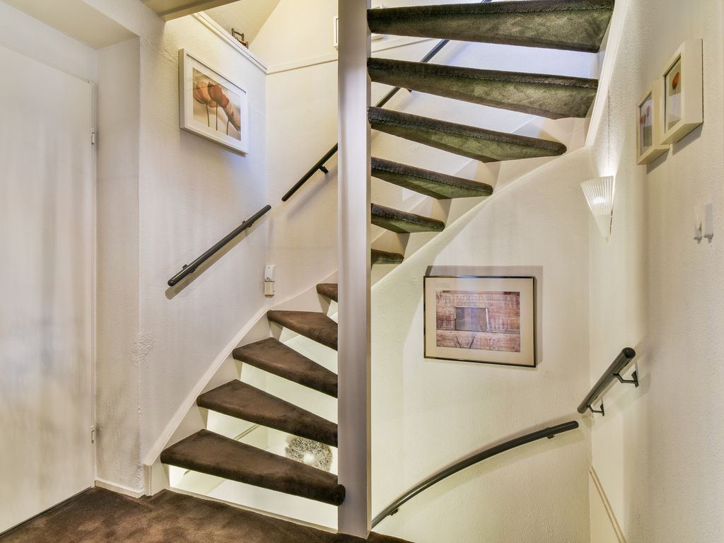 Karveel 1, Barendrecht