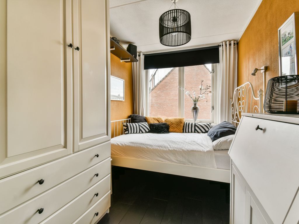 Karveel 1, Barendrecht