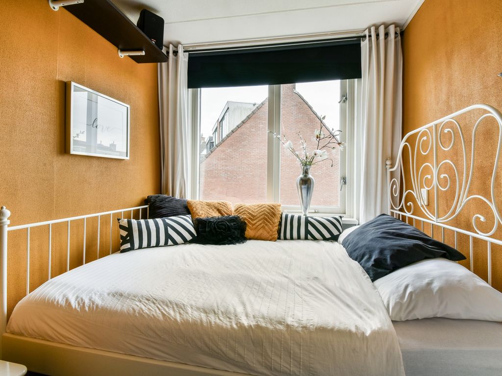 Karveel 1, Barendrecht