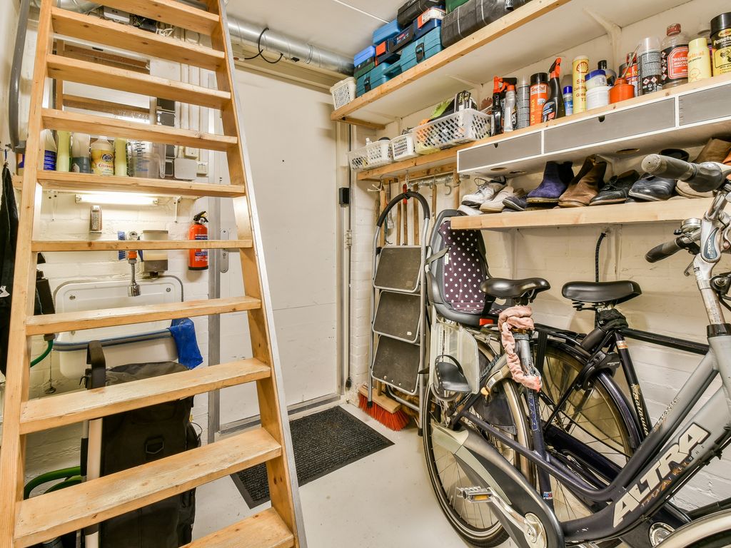 Karveel 1, Barendrecht