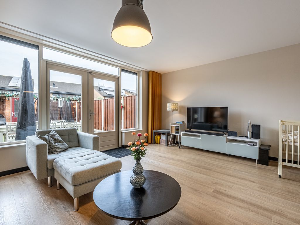 Forum 27, Poortugaal