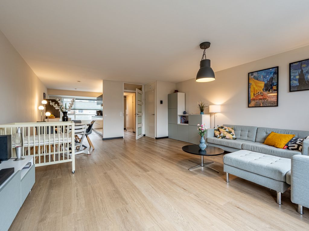 Forum 27, Poortugaal