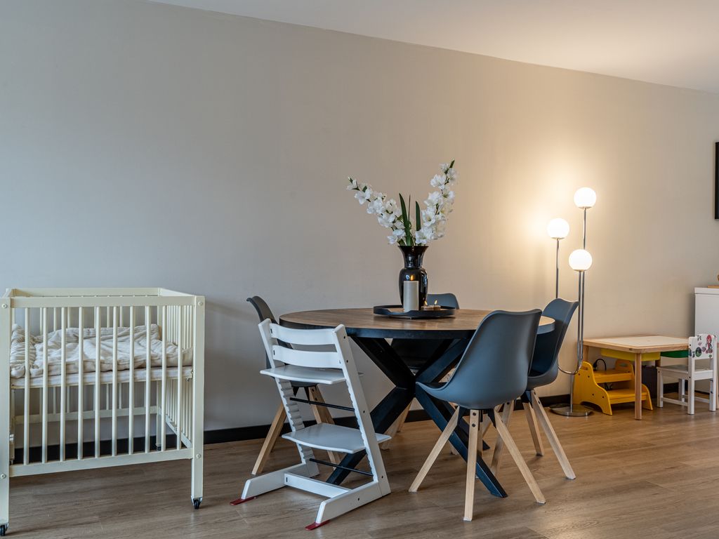 Forum 27, Poortugaal