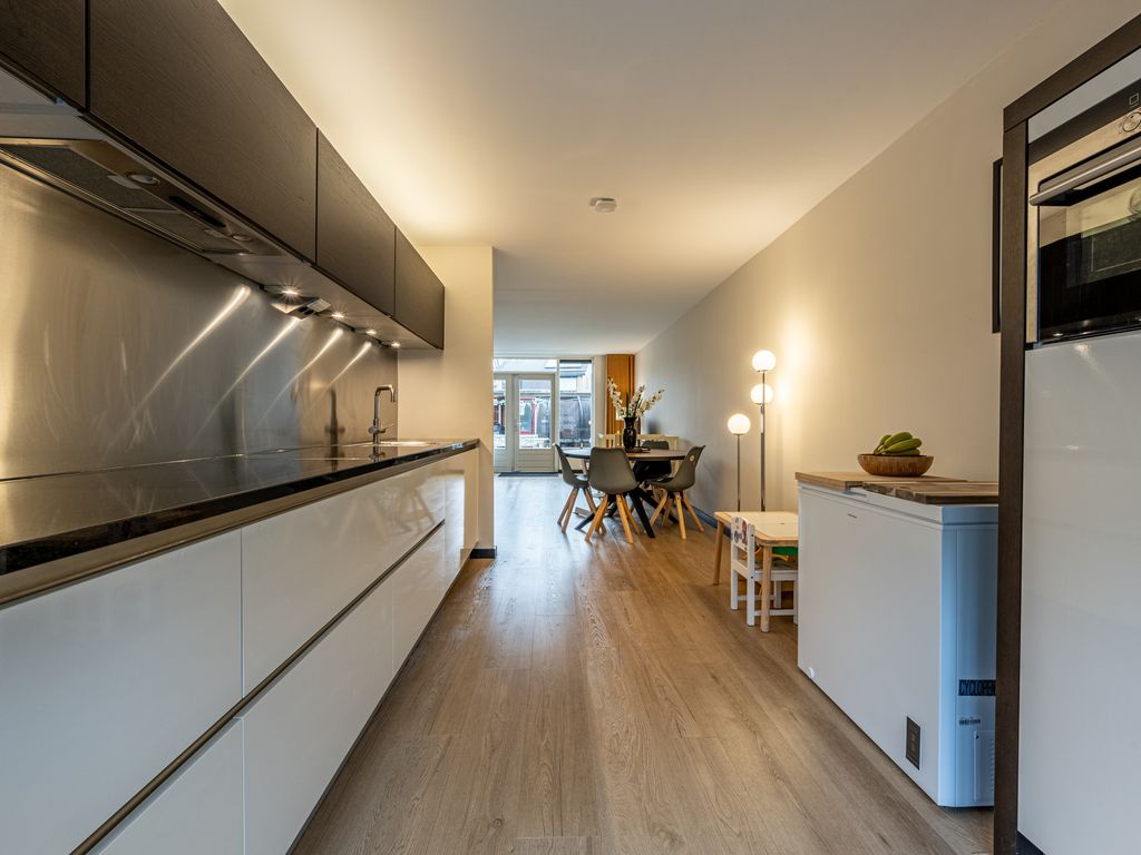 Forum 27, Poortugaal