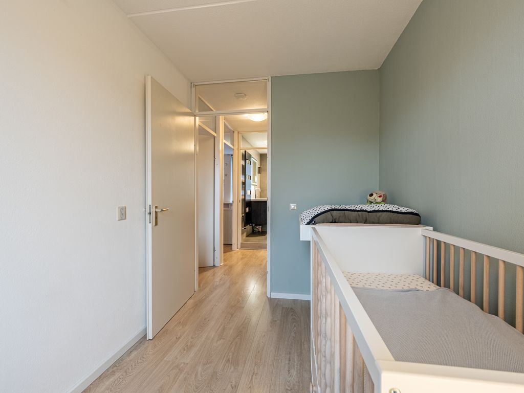 Forum 27, Poortugaal