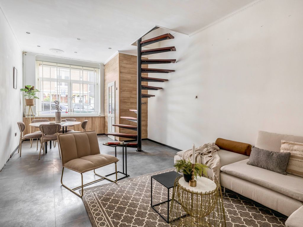 Zwartewaalsestraat 25, Schiedam