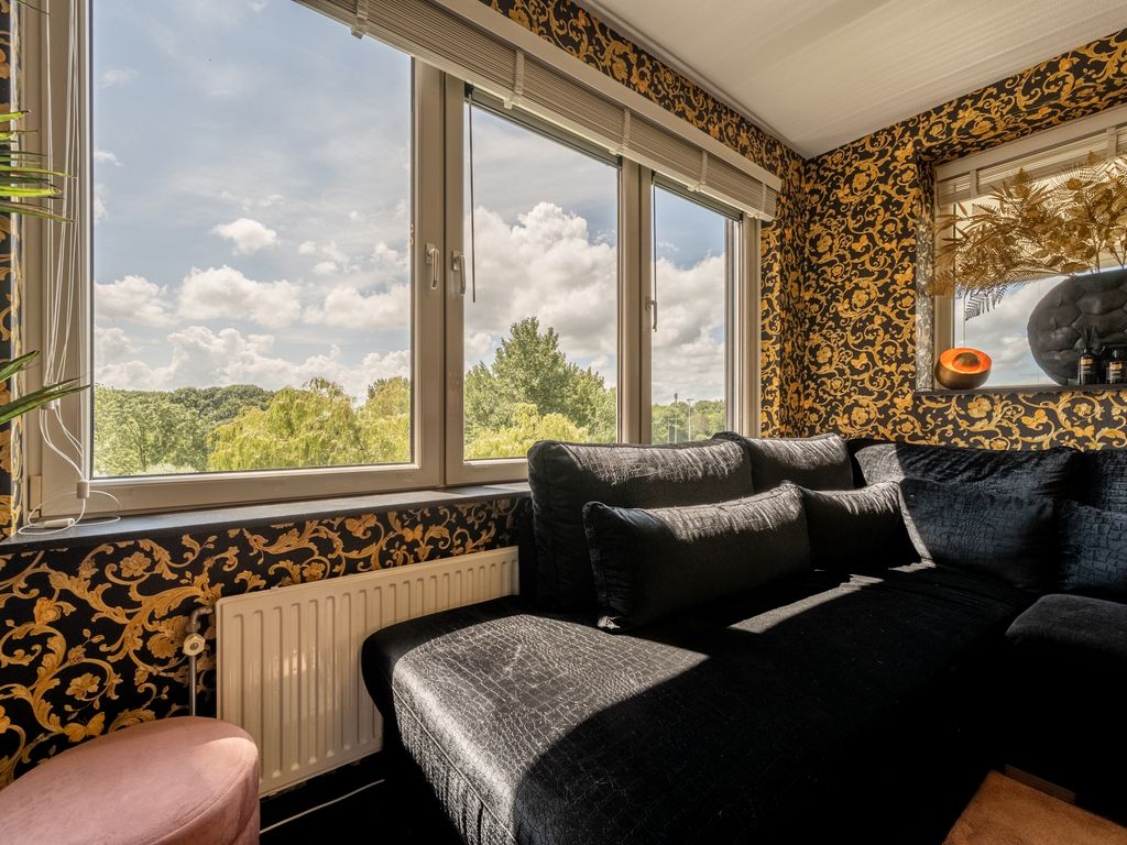 Thetfordstraat 172, Spijkenisse