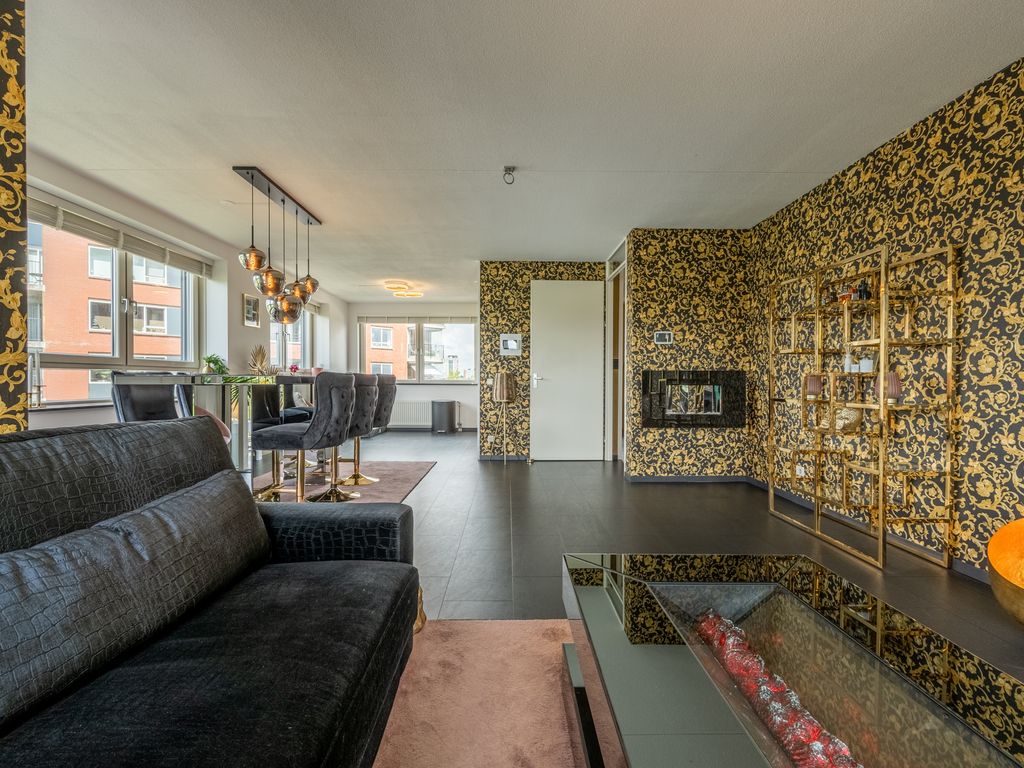 Thetfordstraat 172, Spijkenisse