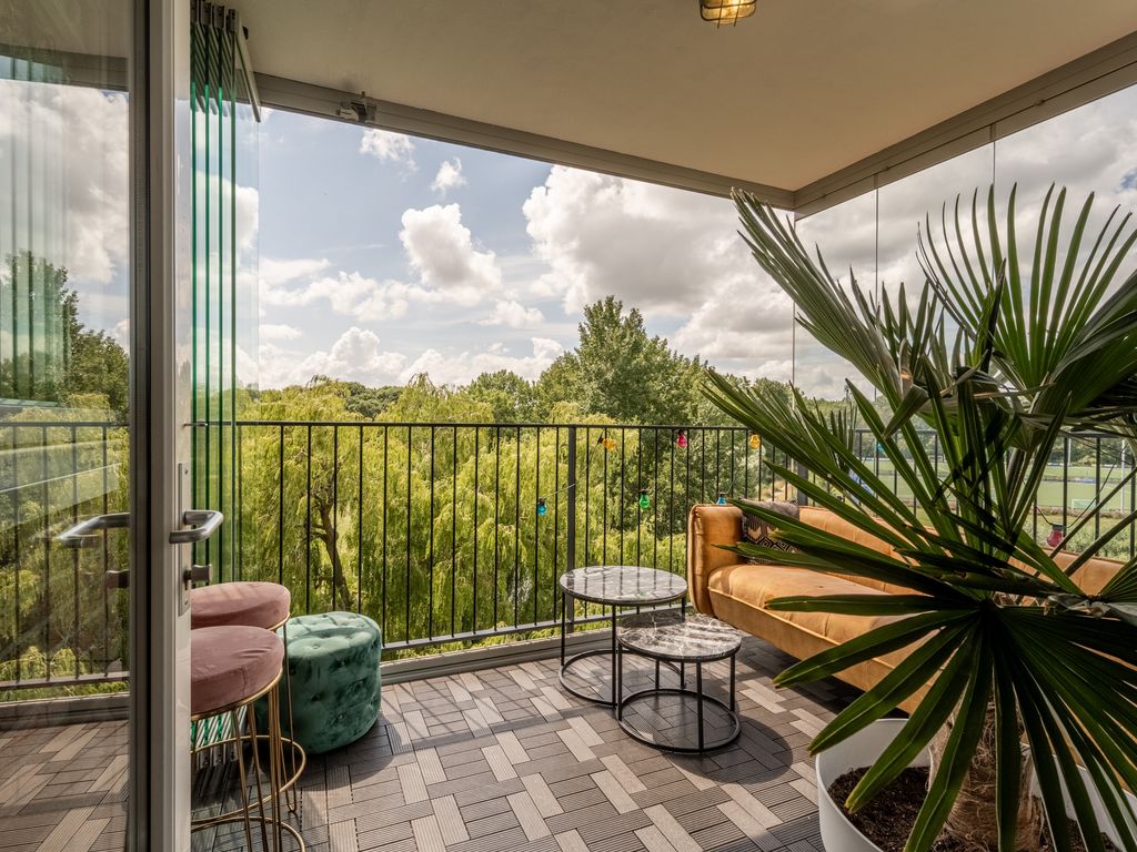 Thetfordstraat 172, Spijkenisse