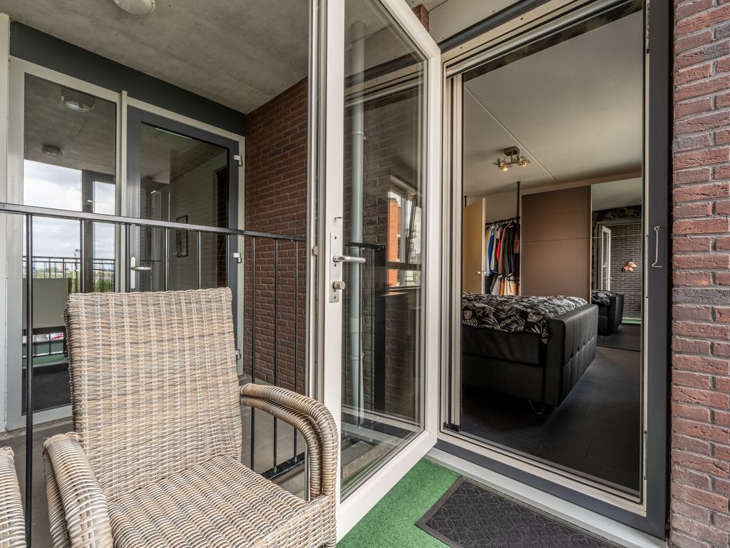 Thetfordstraat 172, Spijkenisse