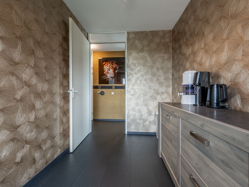 Thetfordstraat 172, Spijkenisse