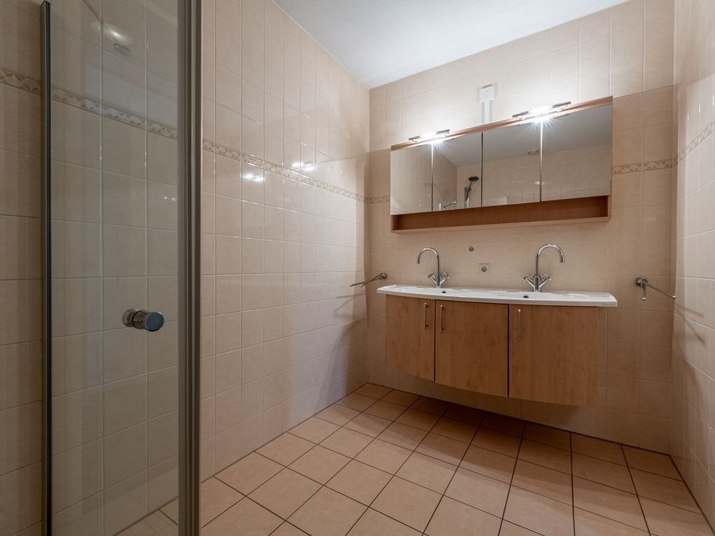 Thetfordstraat 172, Spijkenisse