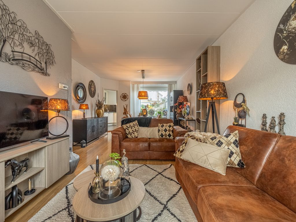 Talmaweg 84, Barendrecht