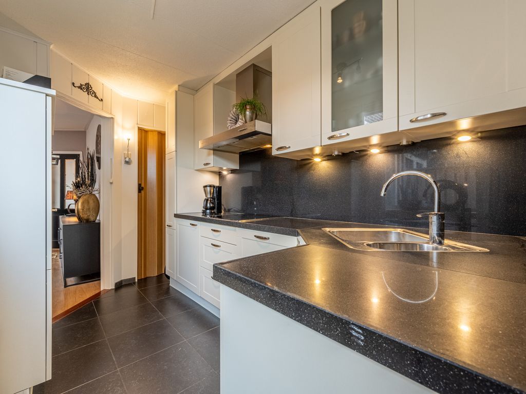 Talmaweg 84, Barendrecht