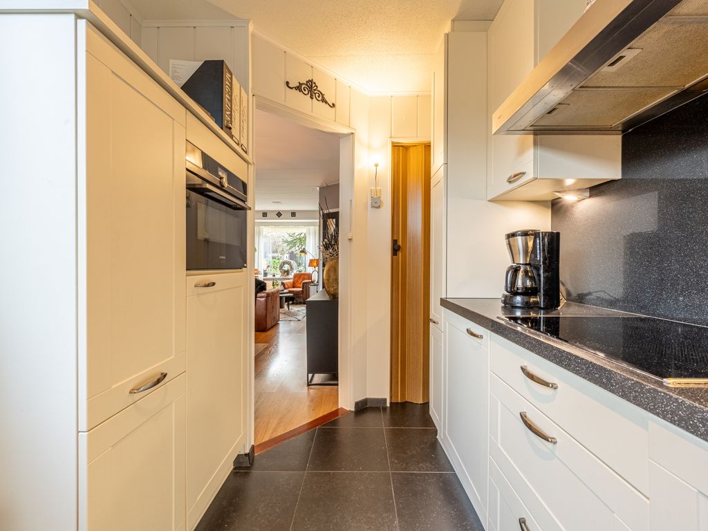 Talmaweg 84, Barendrecht