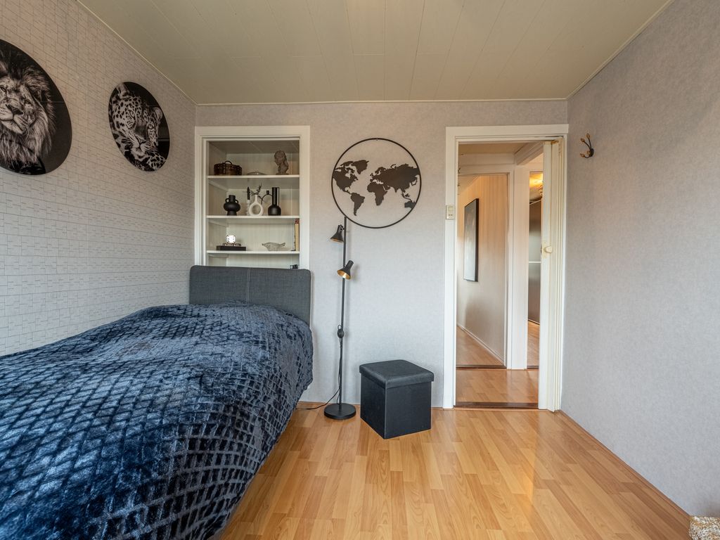 Talmaweg 84, Barendrecht