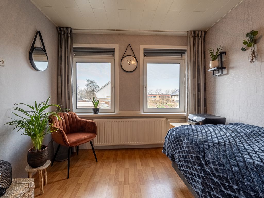 Talmaweg 84, Barendrecht