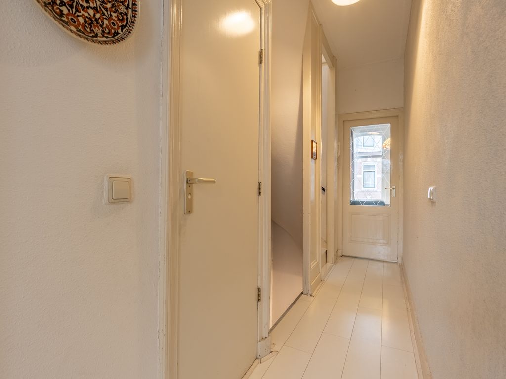 Cornelis Trompstraat 6B02, Rotterdam