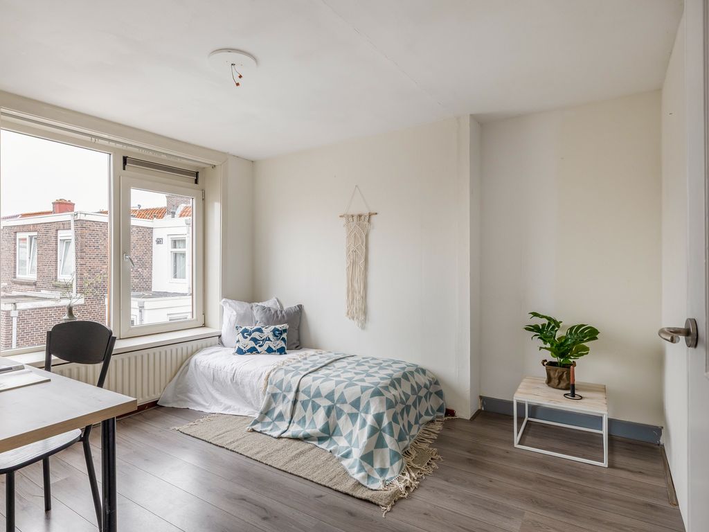 Filips van Bourgondiëstraat 6, Schiedam